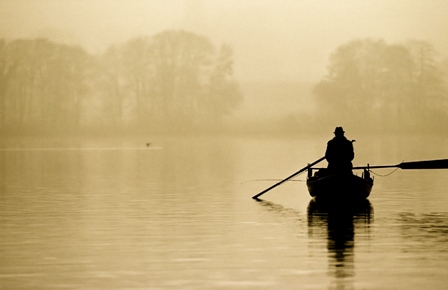 boat person rowing outlines silhouette fog lake 60643 1920x1080